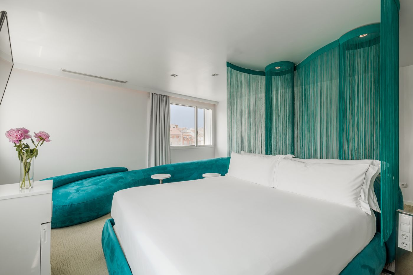 Room-Mate-Oscar-Room-26