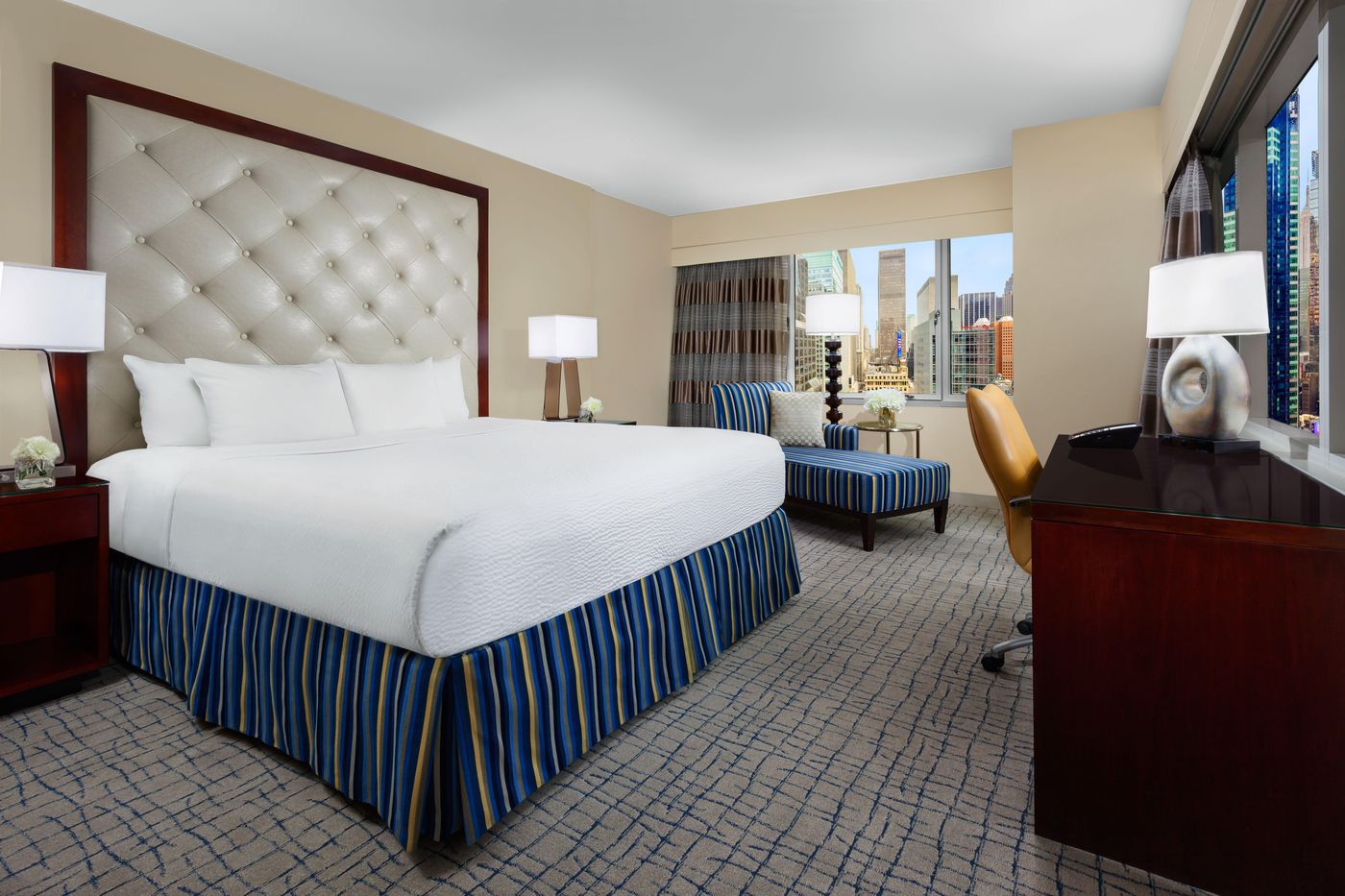 Crowne-Plaza-Times-Square-Manhattan-Room-23