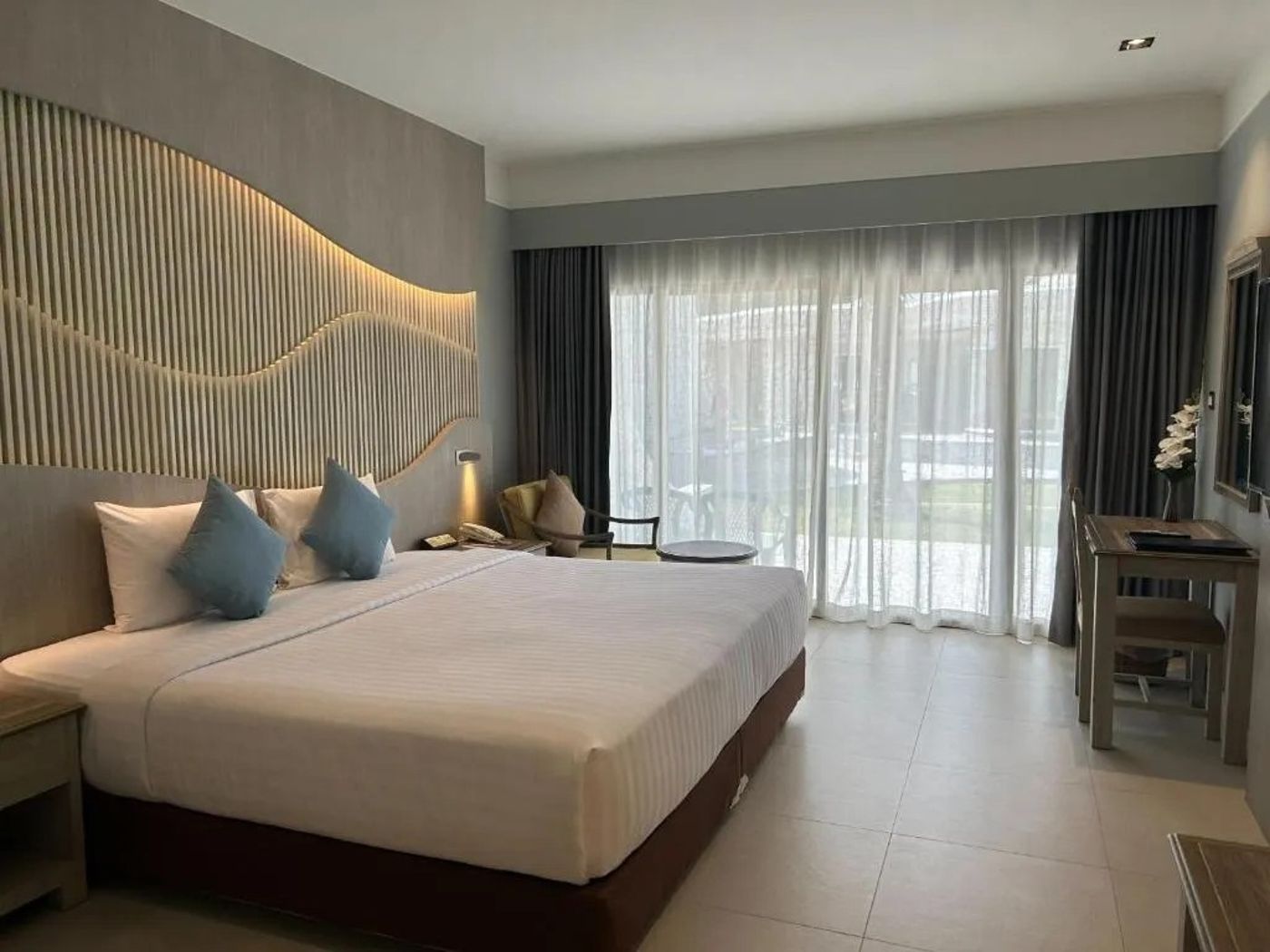 Amora-Resort-Phuket-Room-19
