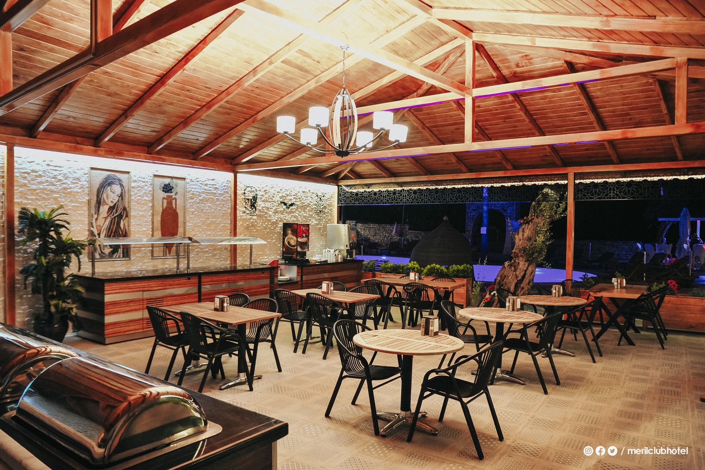 Meril Hotel - Adults Only (16+)