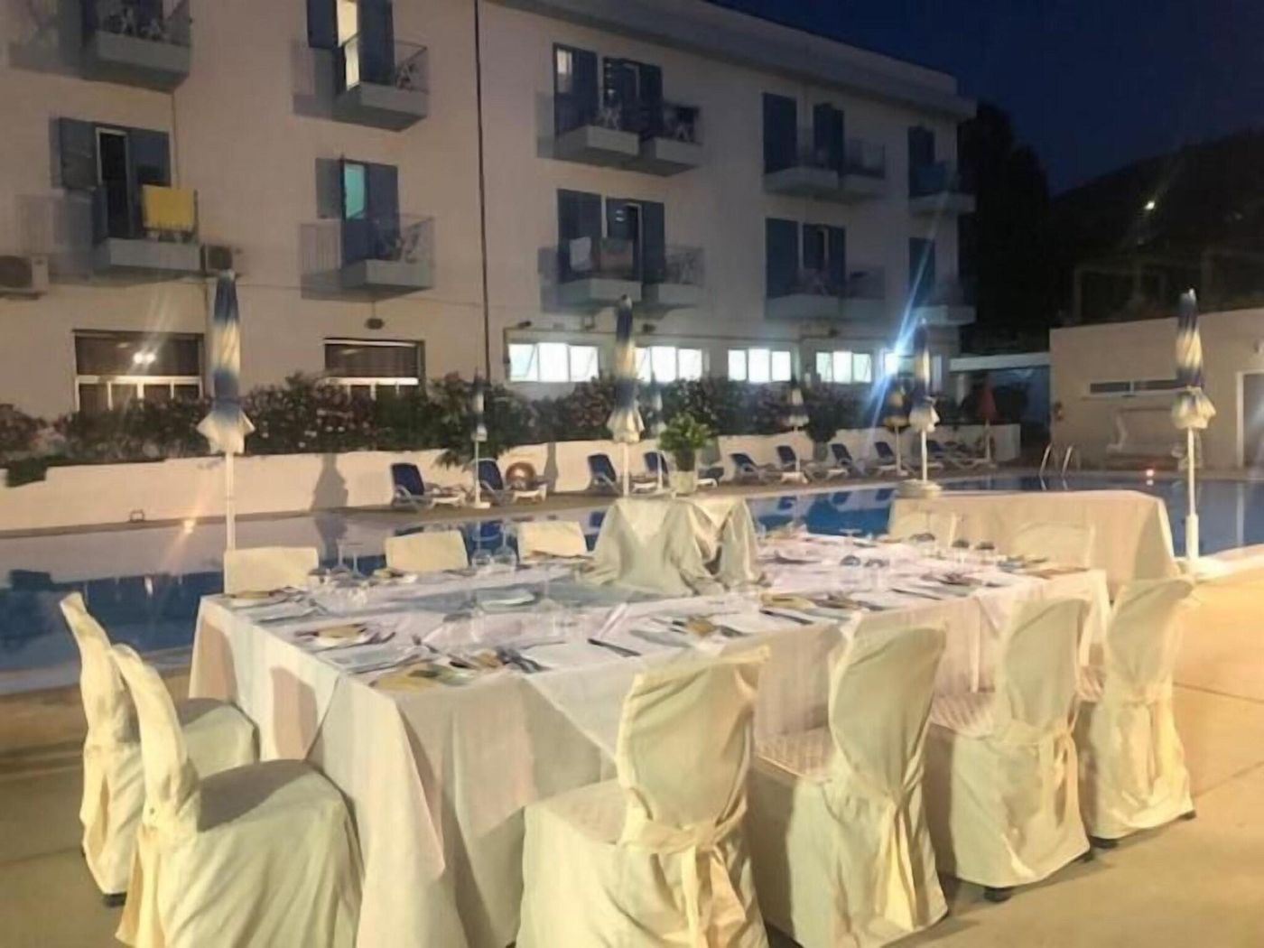 Hotel-Tourist-Conferences-25