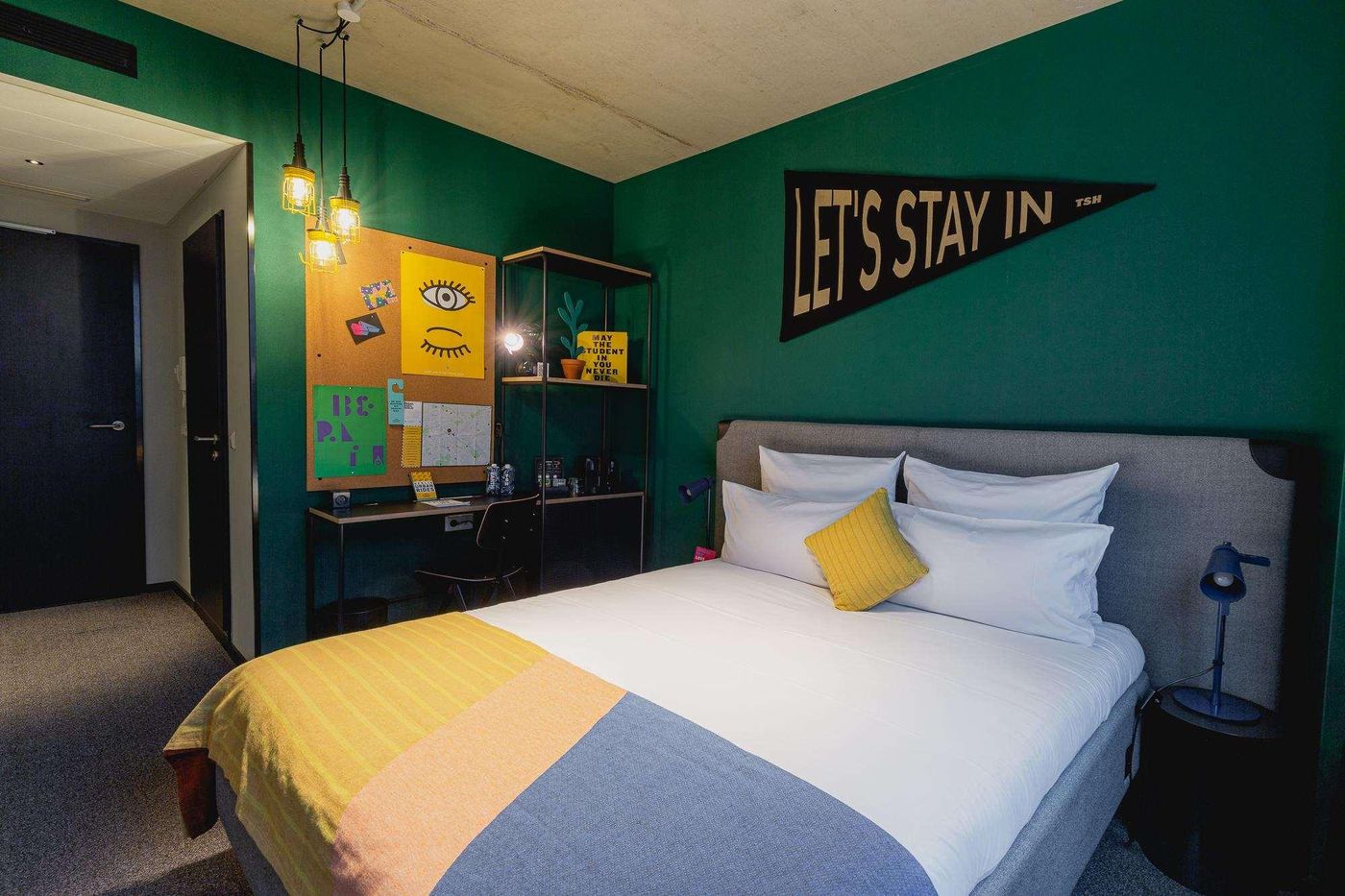 The-Social-Hub-Berlin-Room-18