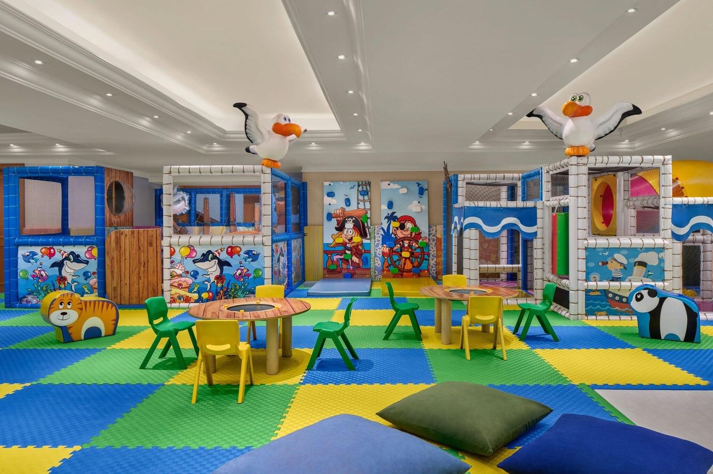 The-Ritz-Carlton-Istanbul-Sports-and-Entertainment-84