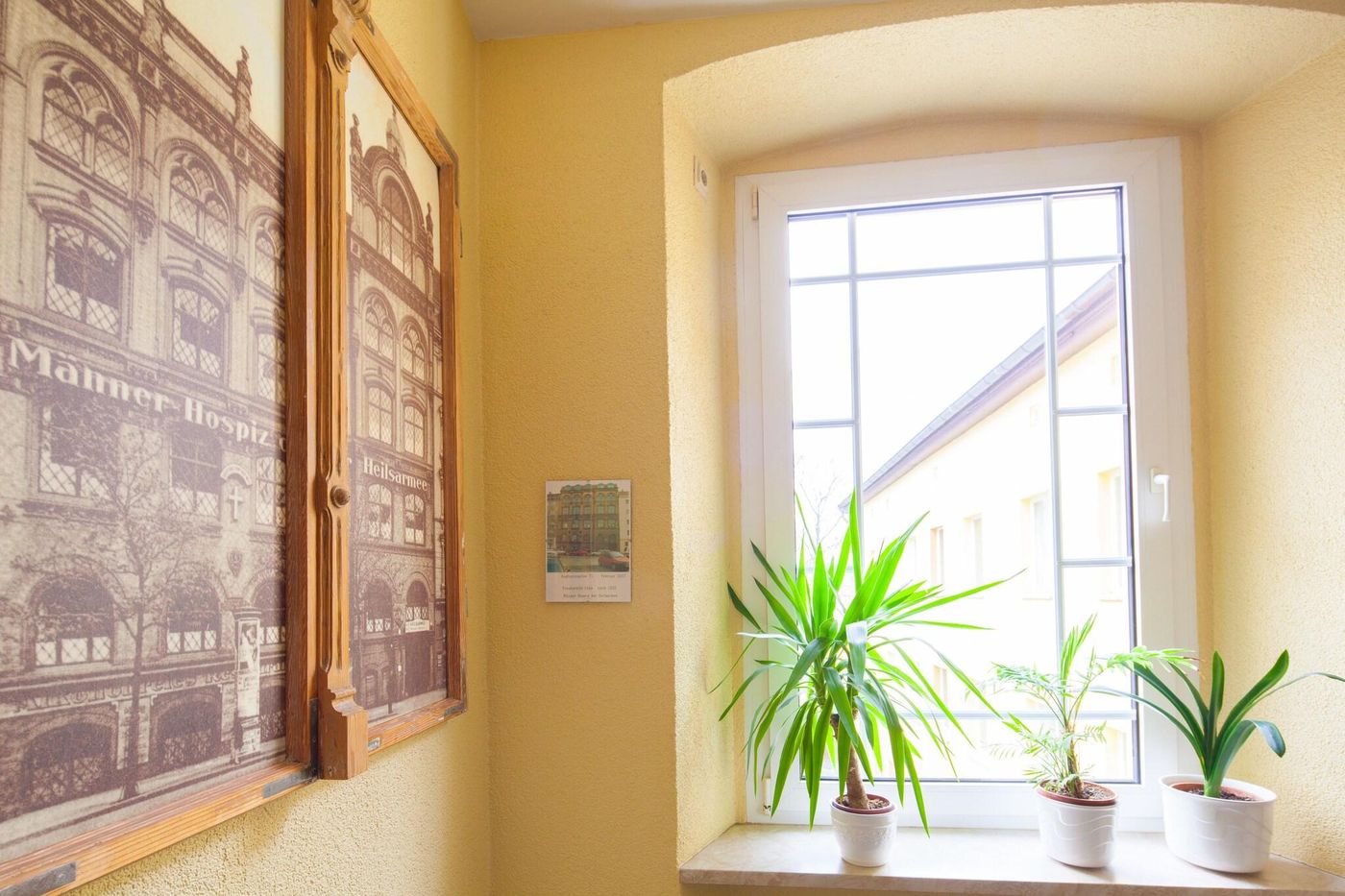 Hotel-Pension-Kastanienhof-Lobby-7