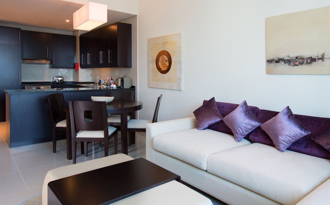 Pullman-Dubai-Jumeirah-Lakes-Towers-Room-20