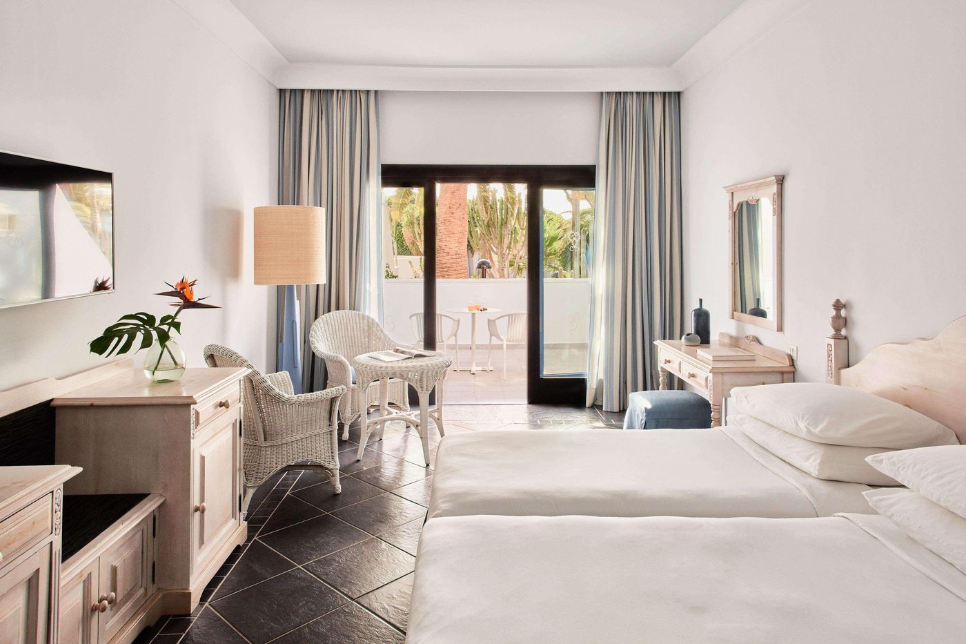 Seaside-Los-Jameos-Playa-Hotel-Room-38