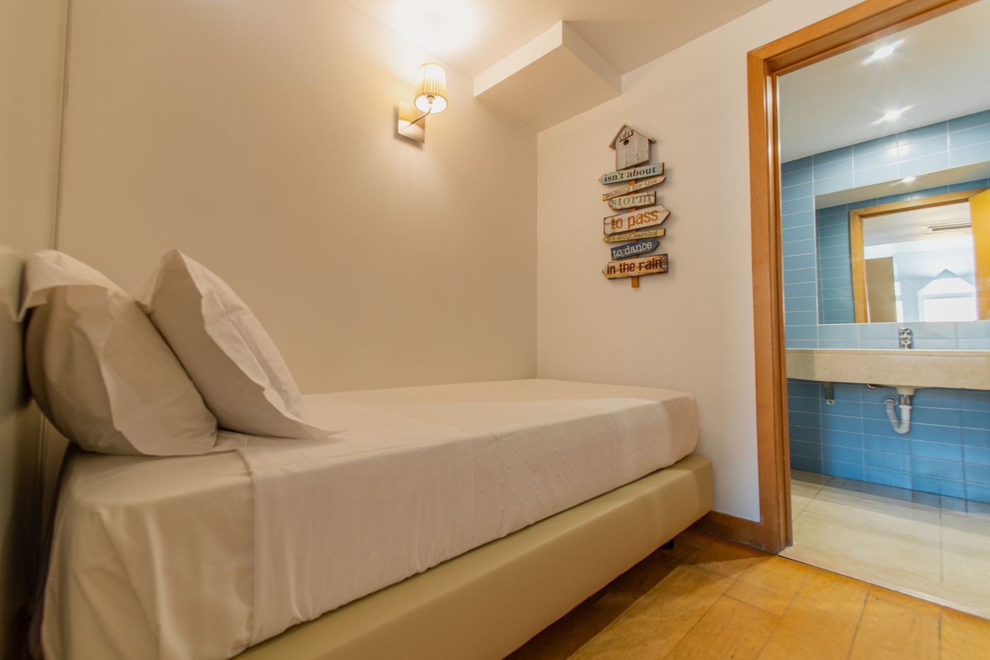 Cascais-Hotel-Room-9