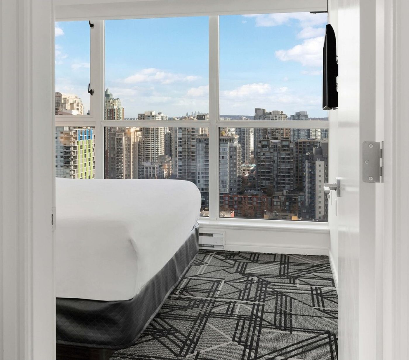 WorldMark-Vancouver-The-Canadian-Room-15