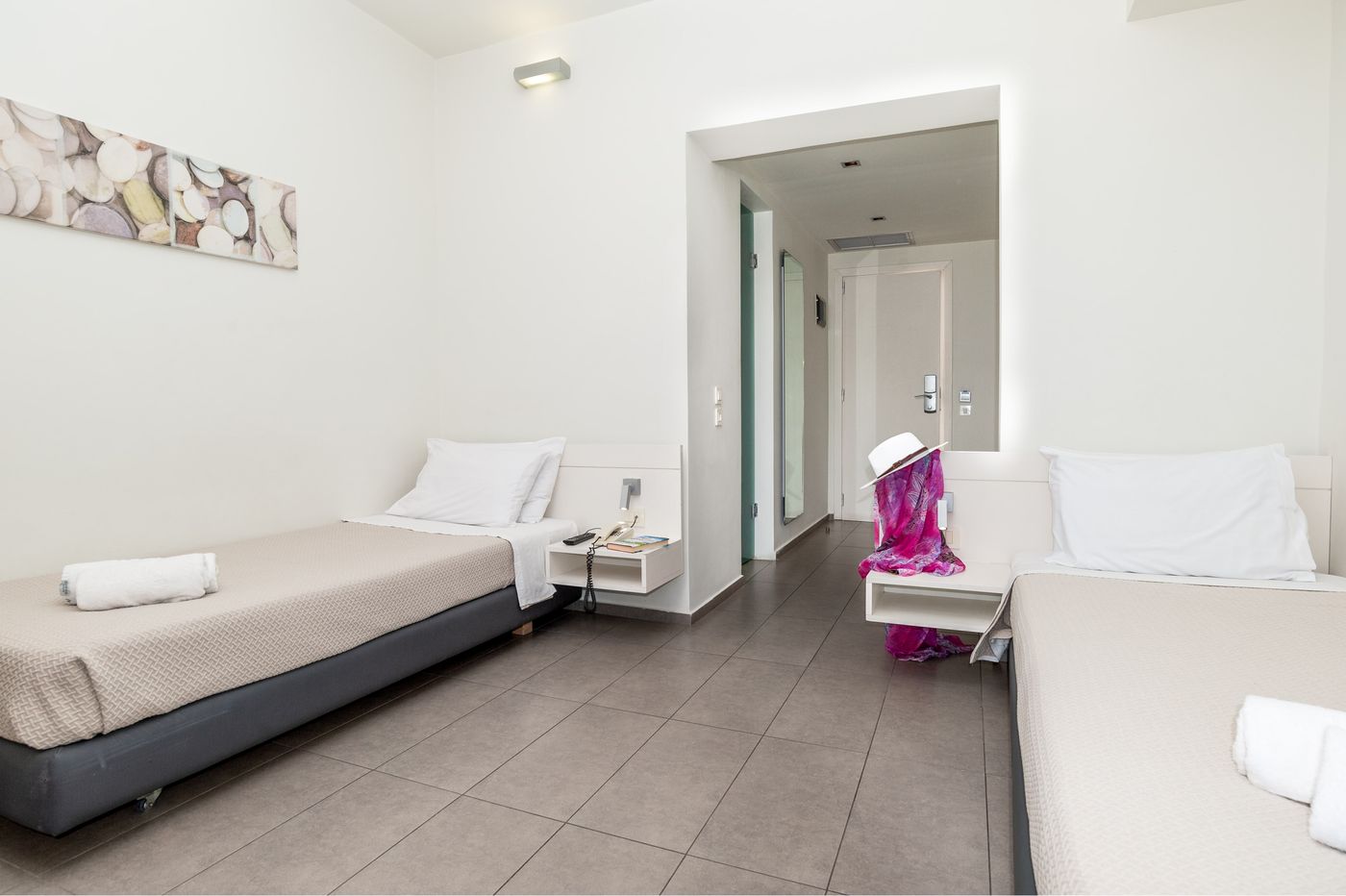 Atlantis-City-Hotel-Room-11