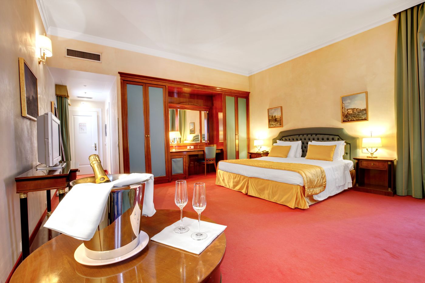 Hotel-Dona-Palace-Room-21