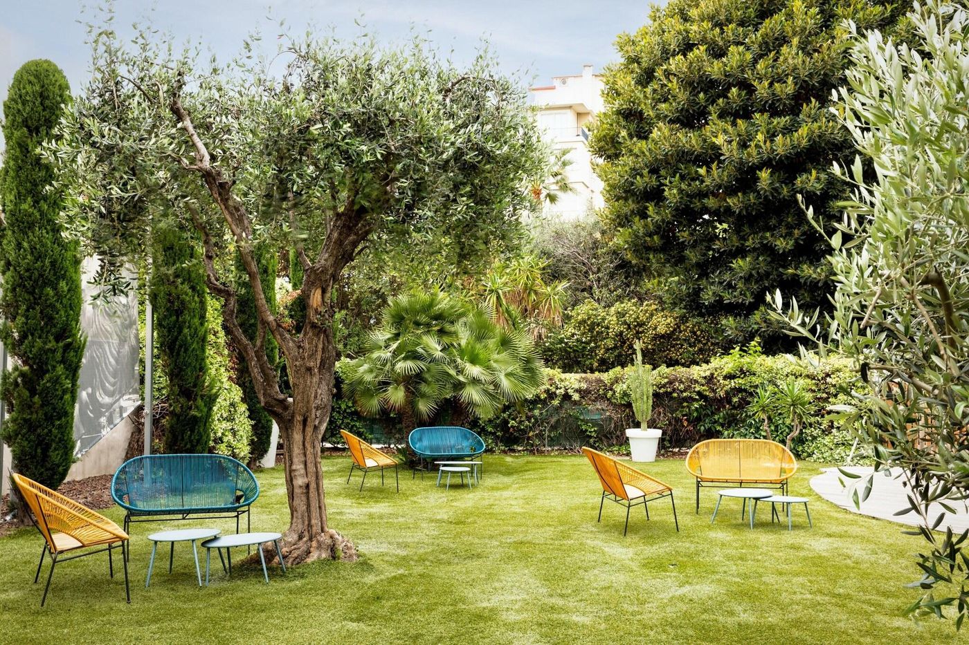 AC-Nice-Sports-and-Entertainment-10