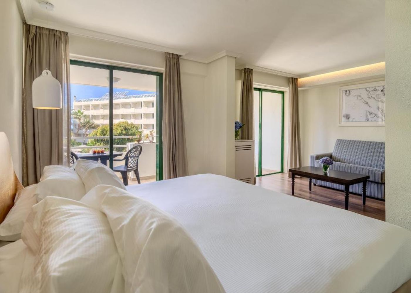 H10-Tenerife-Playa-Room-18