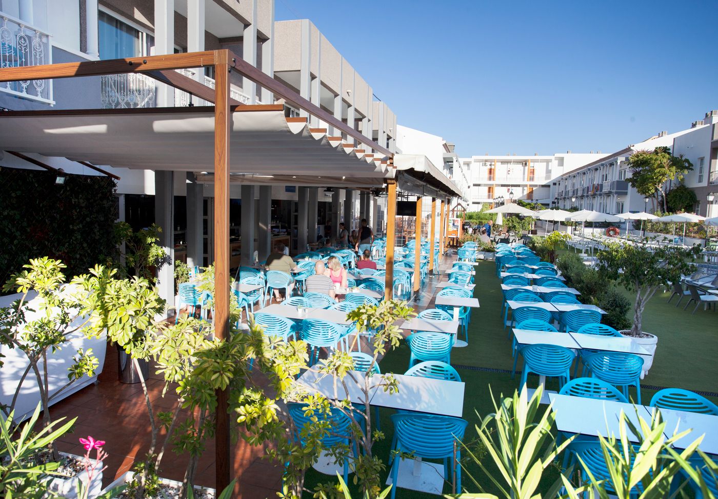 Coral-Compostela-Beach-Golf-Apartments-Restaurant-6