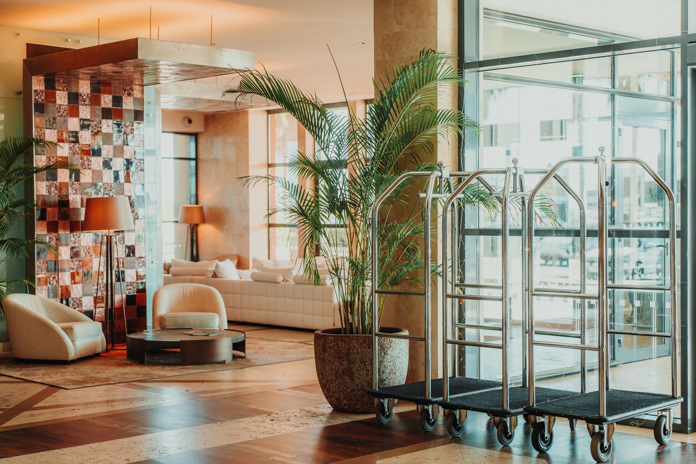 Real-Marina-Hotel-and-Spa-Lobby-34