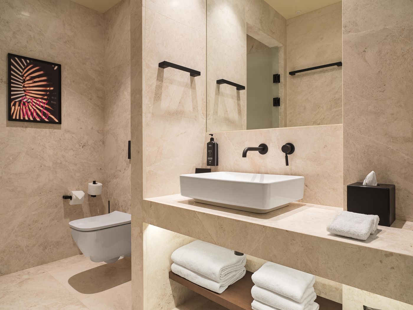 NYX-Esperia-Palace-Athens-by-Leonardo-Hotels-Room-72