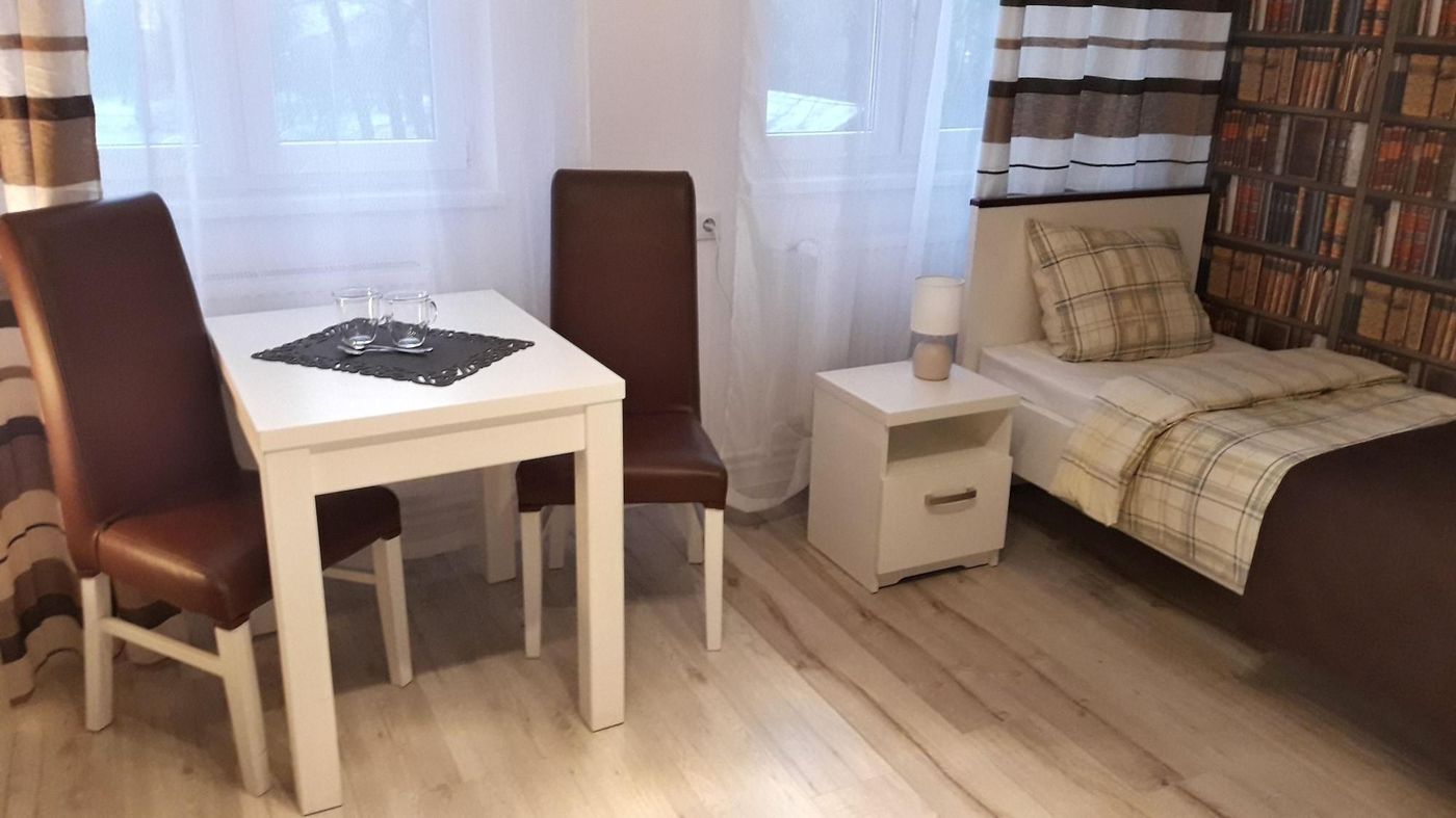 Cracow-Central-Aparthotel-Room-34