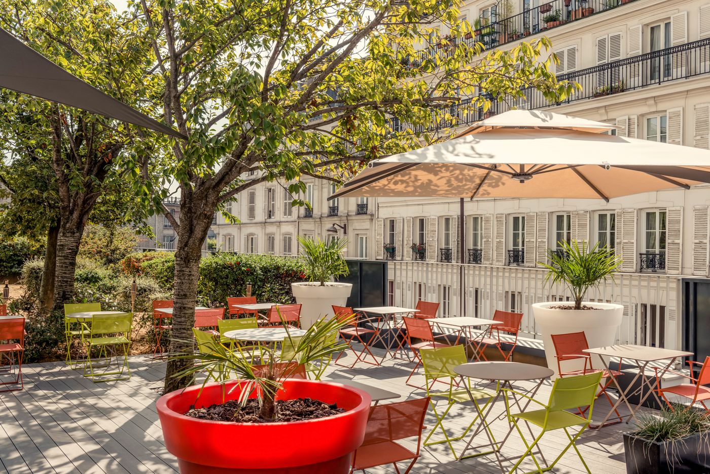 Mercure-Paris-Montmartre-Sacre-Coeur-Terrace-2