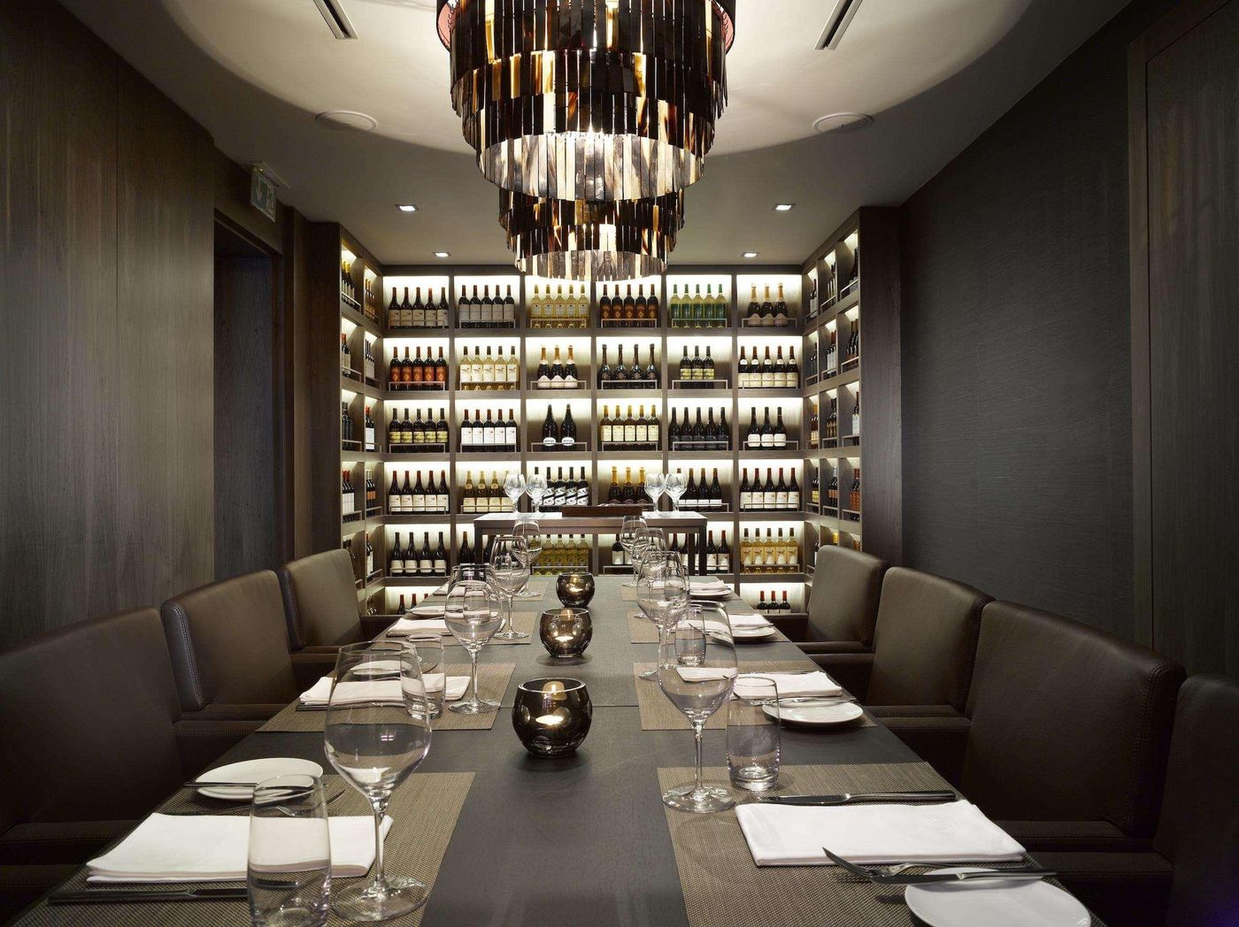 The-Emblem-Prague-Hotel-Restaurant-48