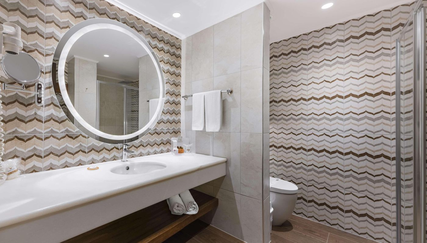 Papillon-Belvil-Room-44