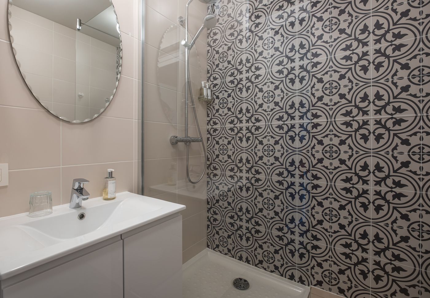 Hôtel Maison Lacassagne - France - LYON - Room - 8