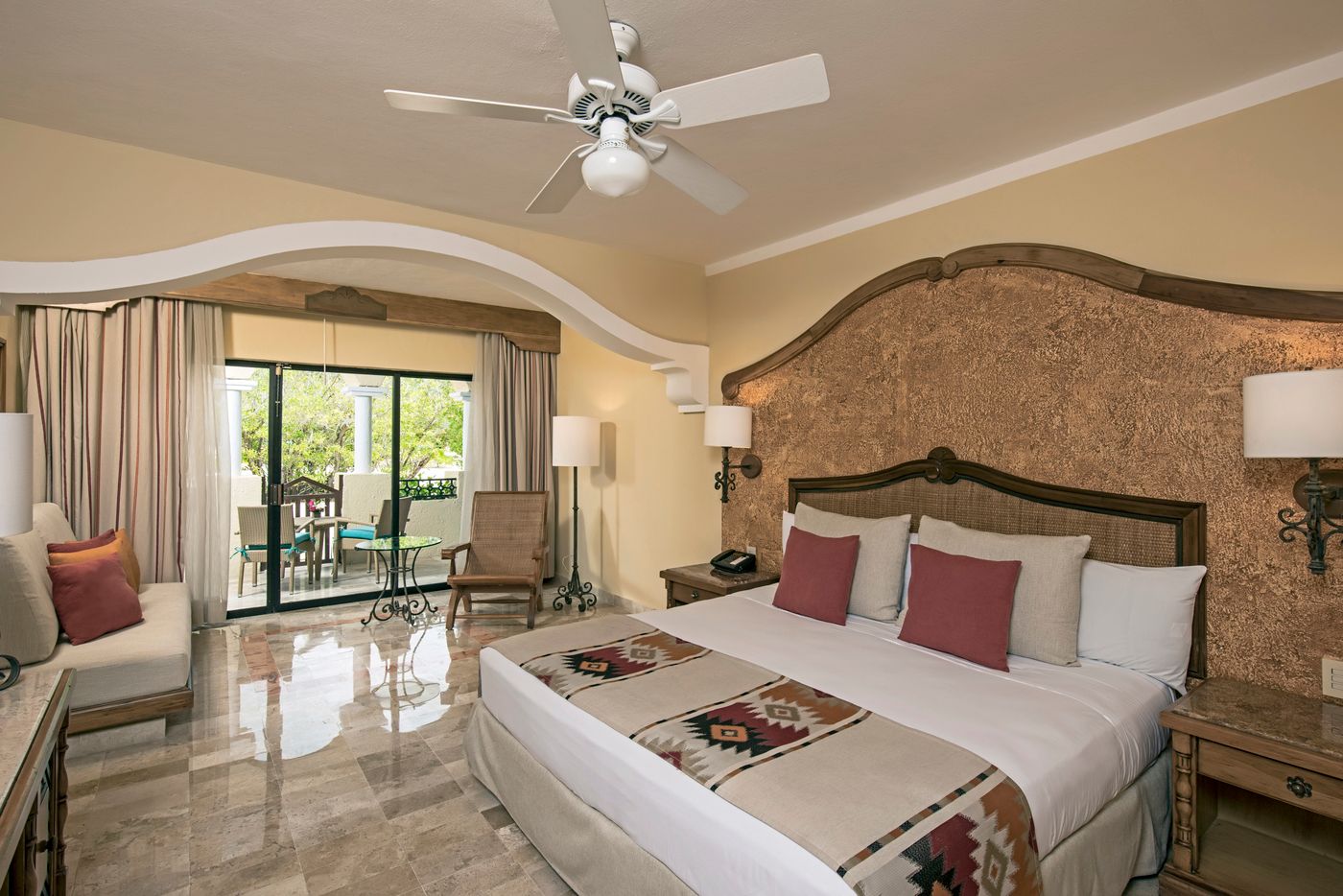 Iberostar-Waves-Paraiso-Beach-Room-31