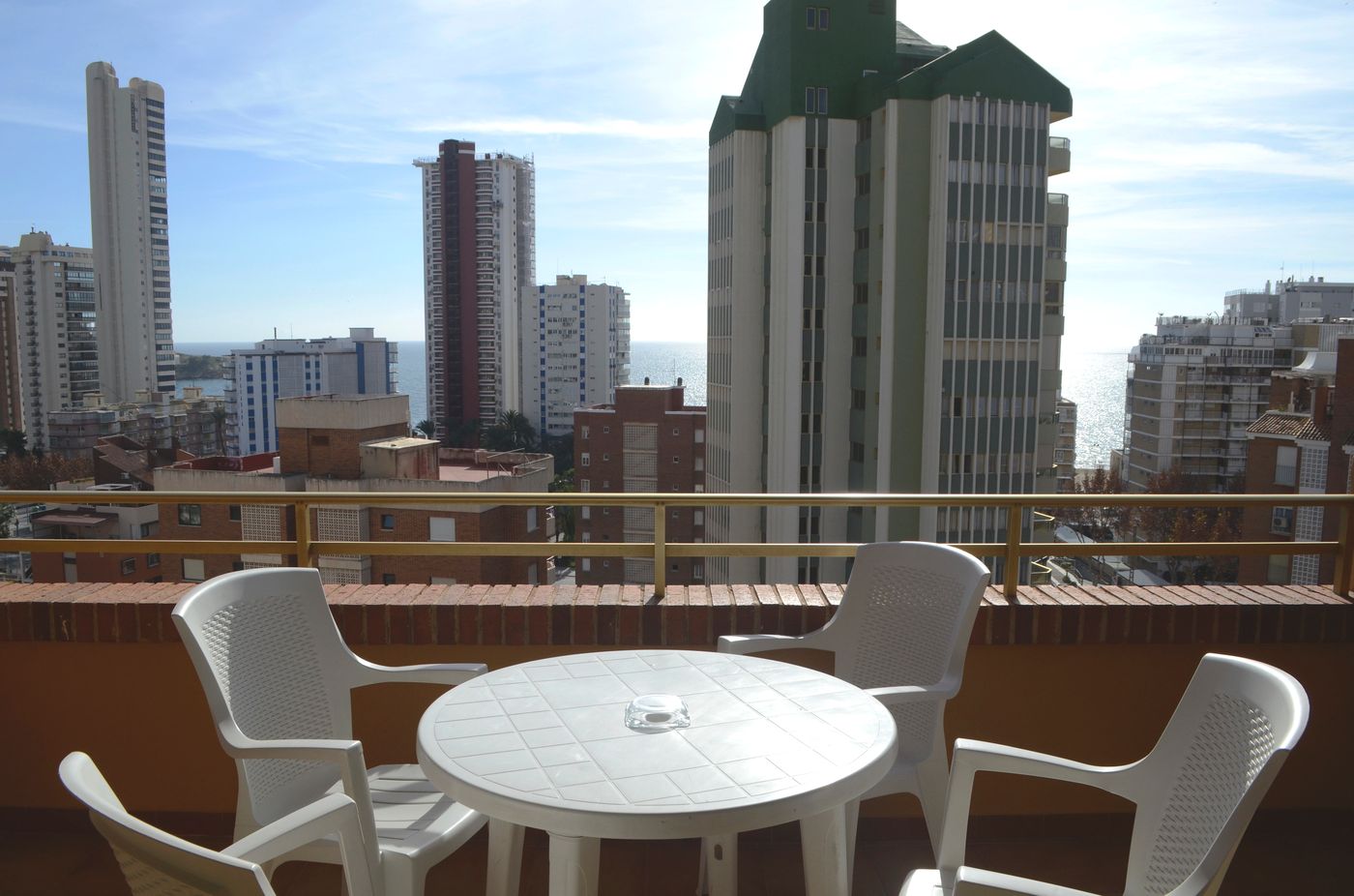 Torre Trebol Apartments