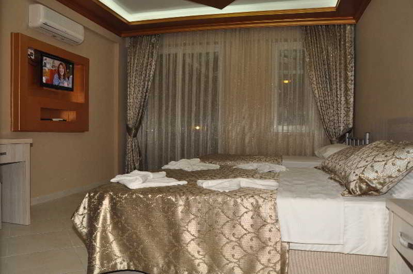 Flora-Palm-Resort-Room-17