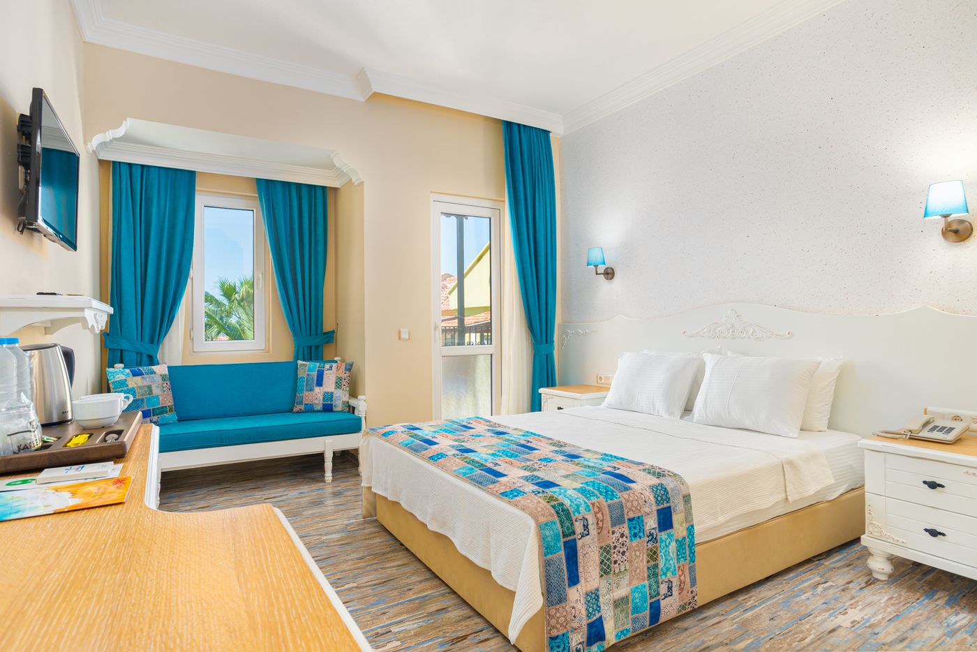 Hotel-Karbel-Sun-Room-20