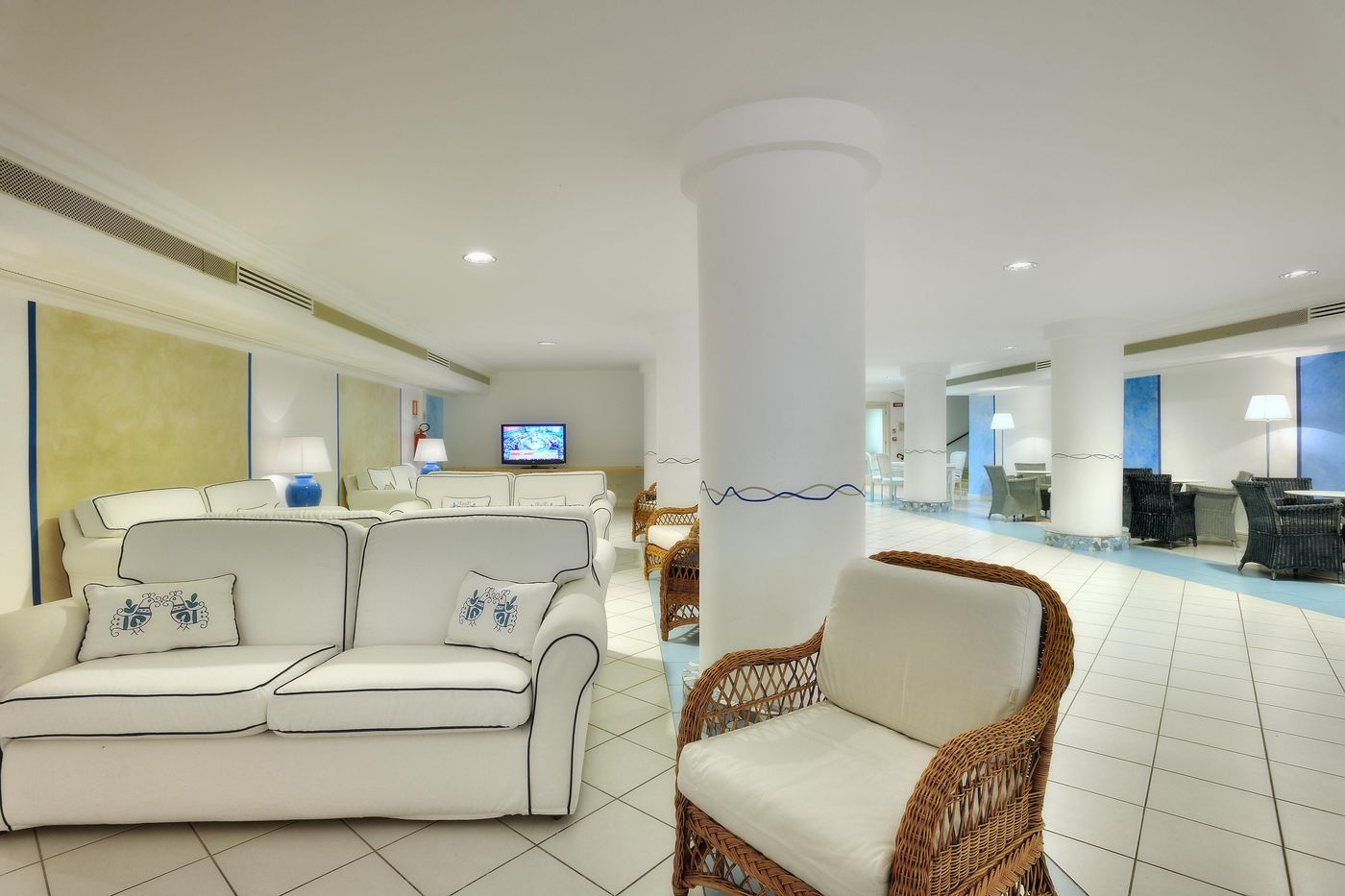 Cala-della-Torre-Bar-46