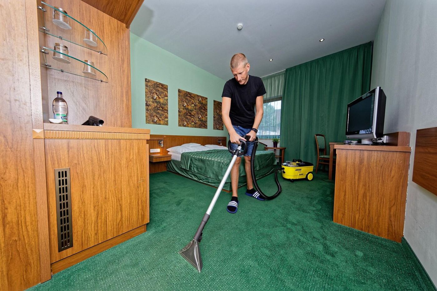 Max Inn-Slovakia-BRATISLAVA-Lobby-5