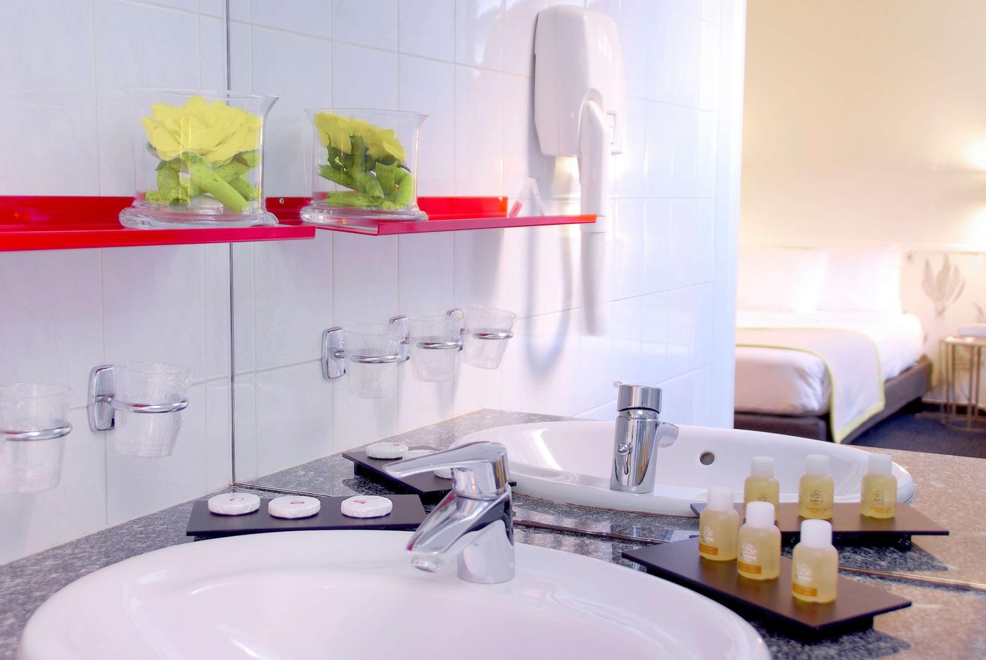 George-Astotel-Room-38