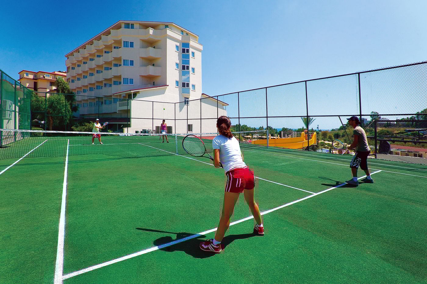 Febeach-Hotel-Side-Sports-and-Entertainment-10