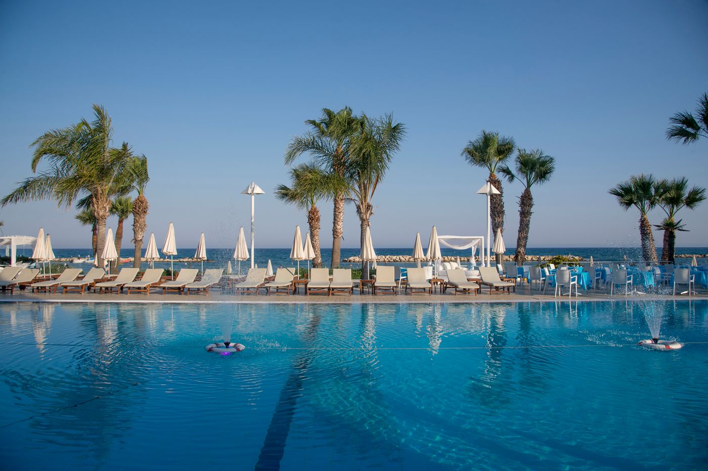 Palm Beach Hotel and Bungalows