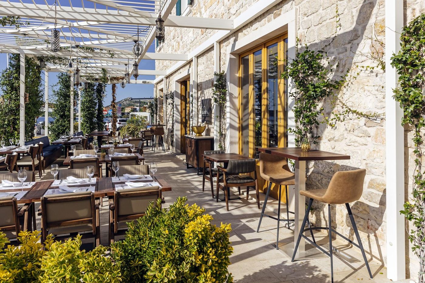 Armerun-Heritage-Hotel---Residences-Room-5