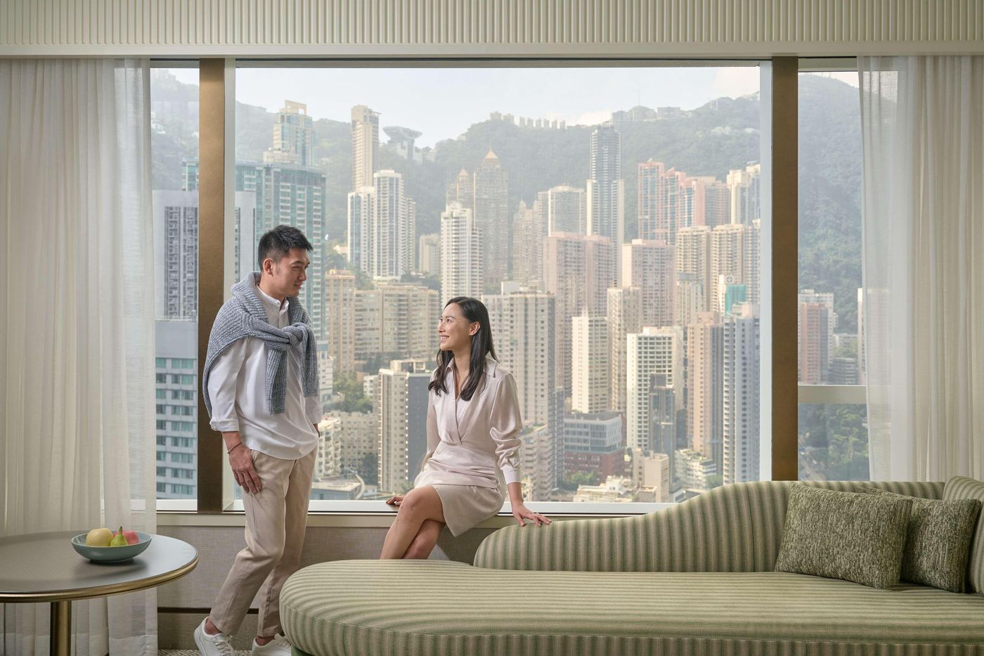 Island-Shangri-La-Hong-Kong-Room-38