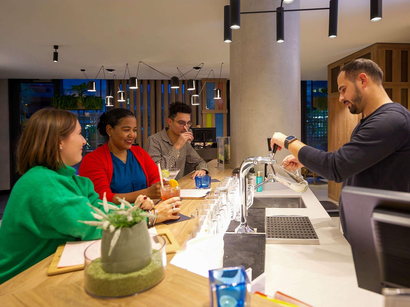 Novotel-Suites-Berlin-City-Potsdamer-Platz-Bar-18