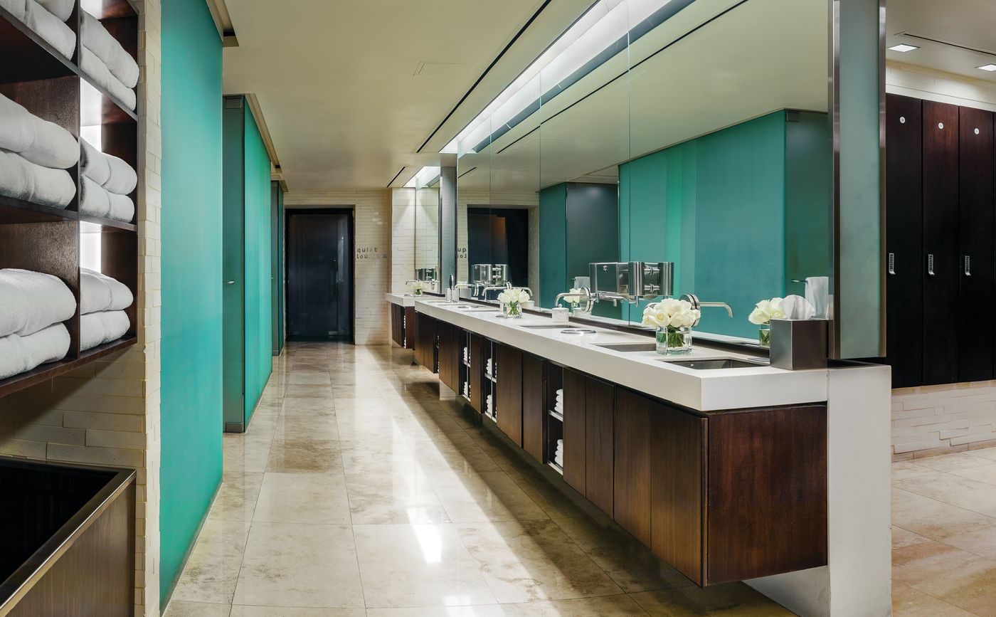 Delano-Las-Vegas-at-Mandalay-Bay-Sports-and-Entertainment-22