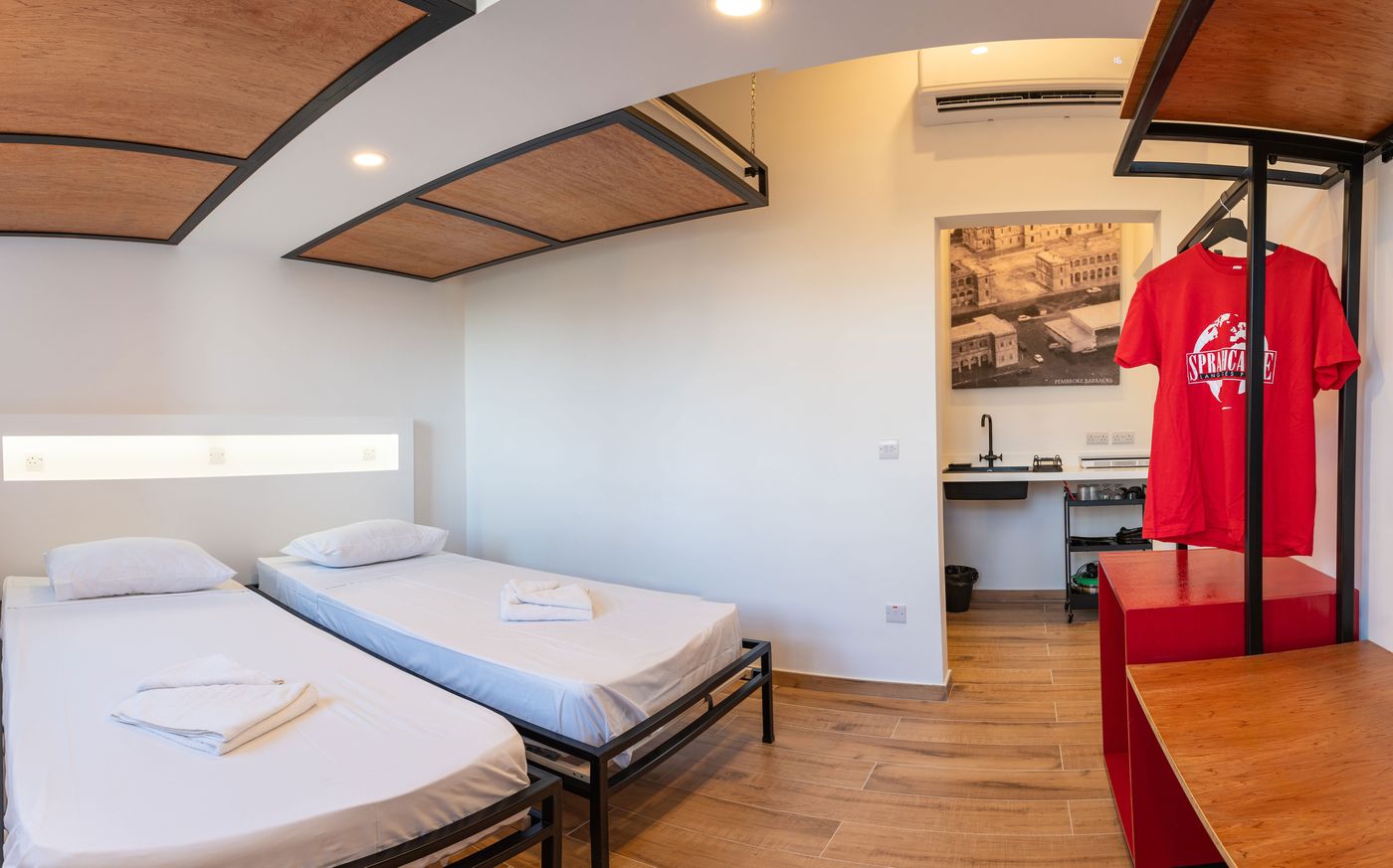 Sprachcaffe-International-Aparthotel-Pembroke-Room-60