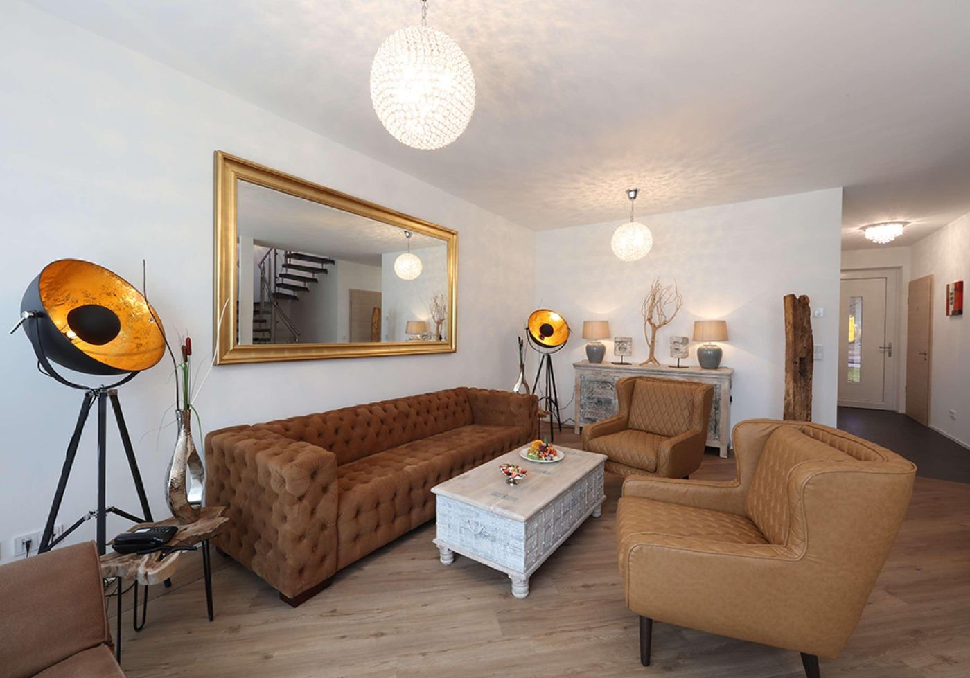 The-Lakeside-Room-10