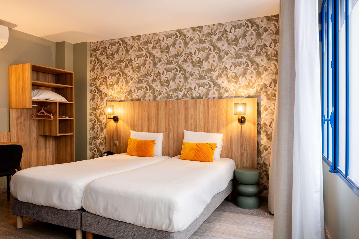 Kyriad-Par----s-10---Canal-Saint-Martin--R----publique-Room-6