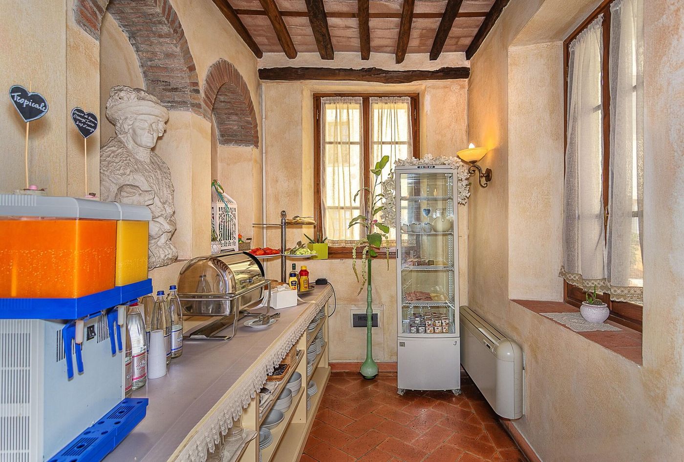 Villa-Cheli-Restaurant-10