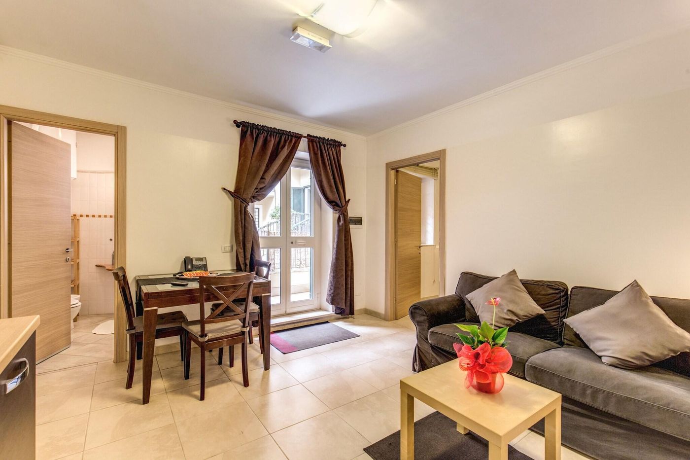 Aurelia-Vatican-Apartments-Room-22