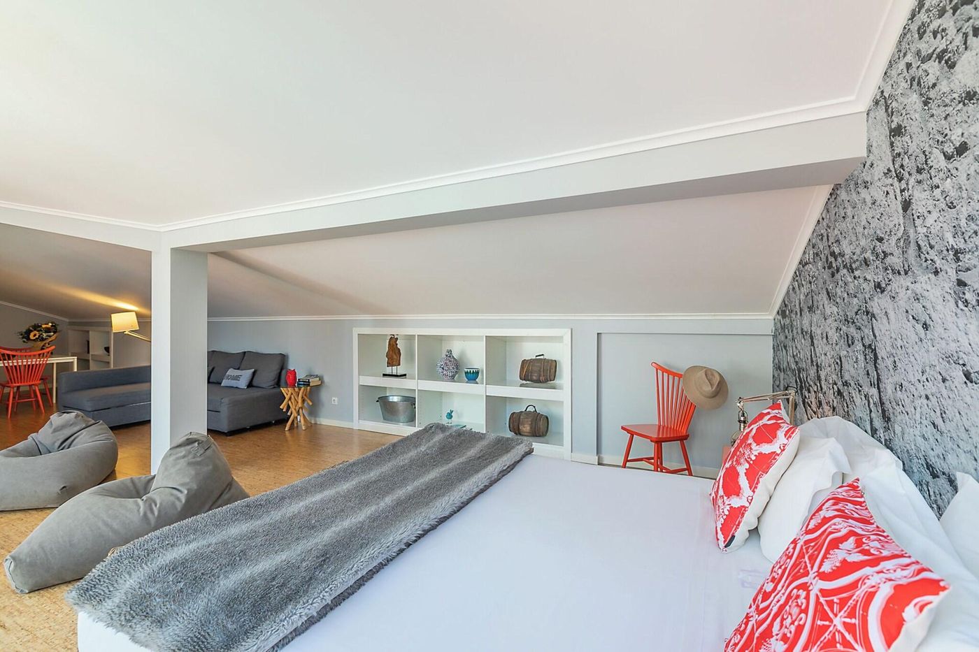 Emporium-Lisbon-Suites-Room-44