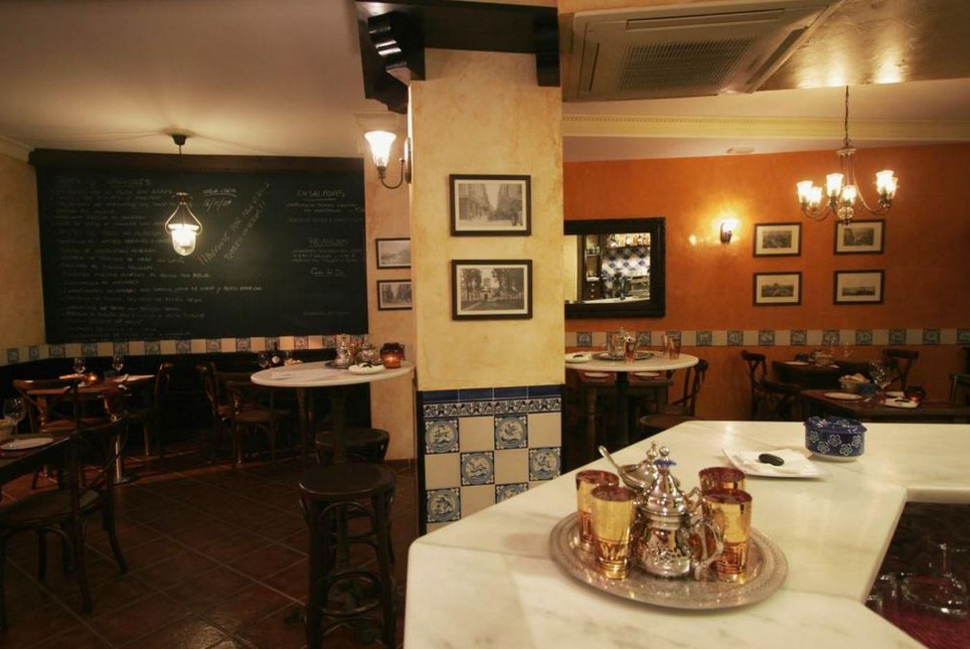 Casa Palacio De Los Leones