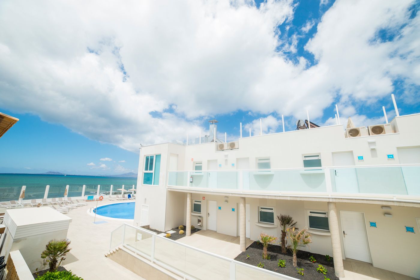 Hotel-Boutique-Tao-Caleta-Mar-General-view-22