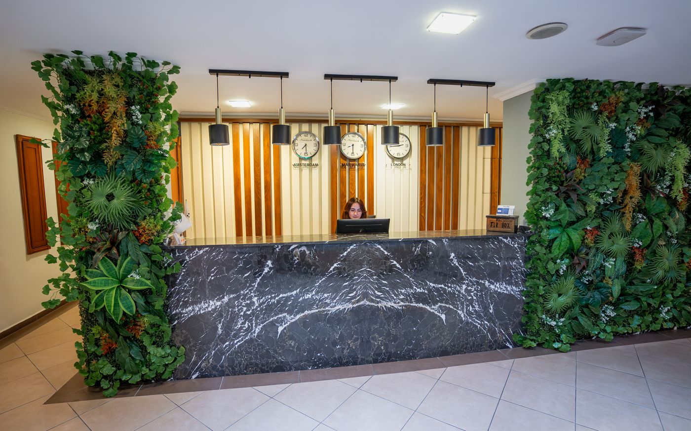 Club-Karakas-Lobby-72