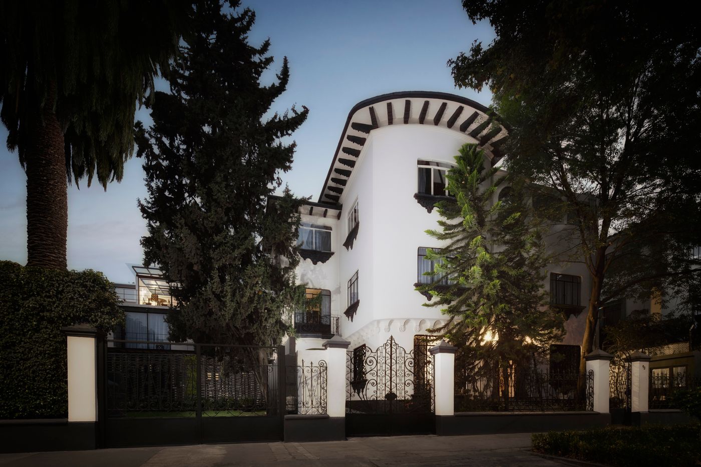 Pug Seal Boutique B&B Polanco-Mexico-MIGUEL HIDALGO-General view-1