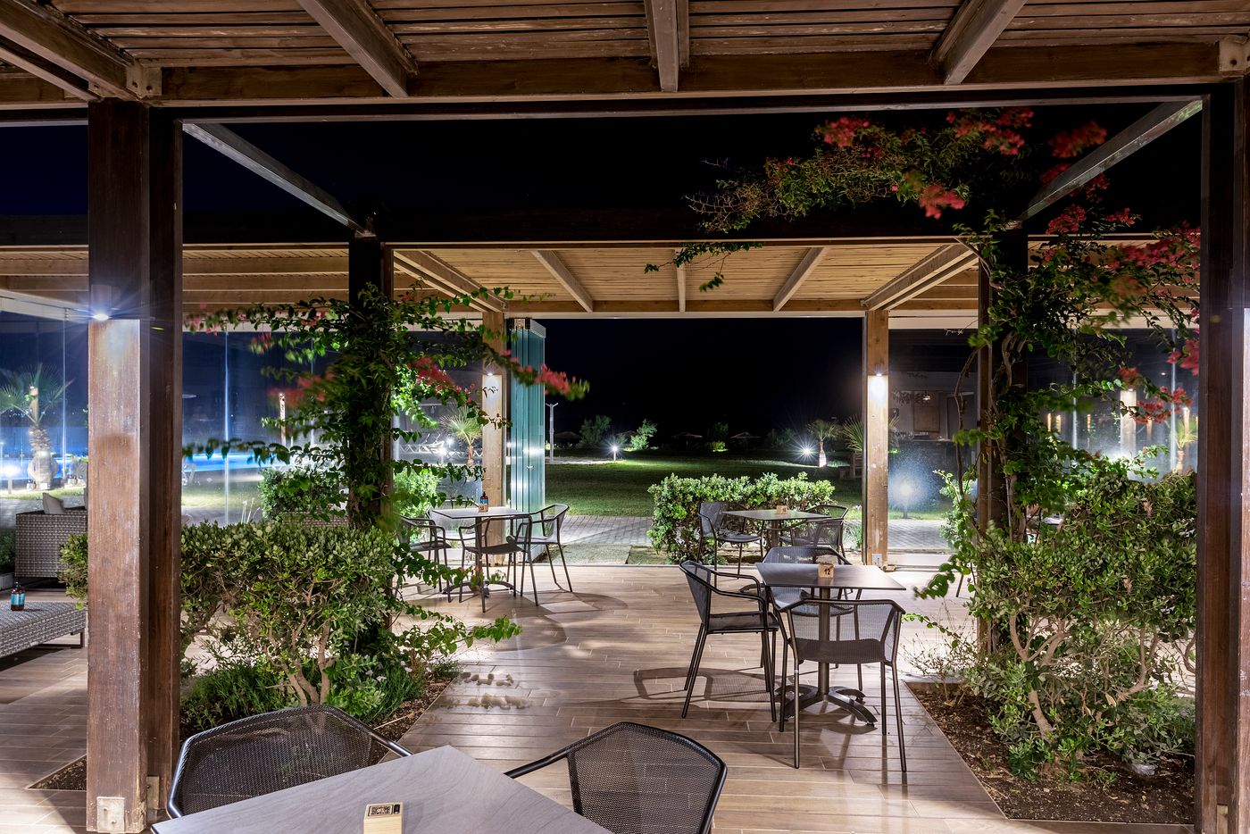 Astir-Odysseus-Bar-24