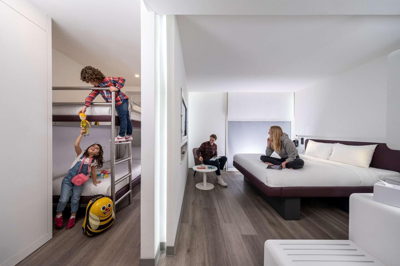 Yotelair-Istanbul-Airport-Airside--Duty-Free-Room-35