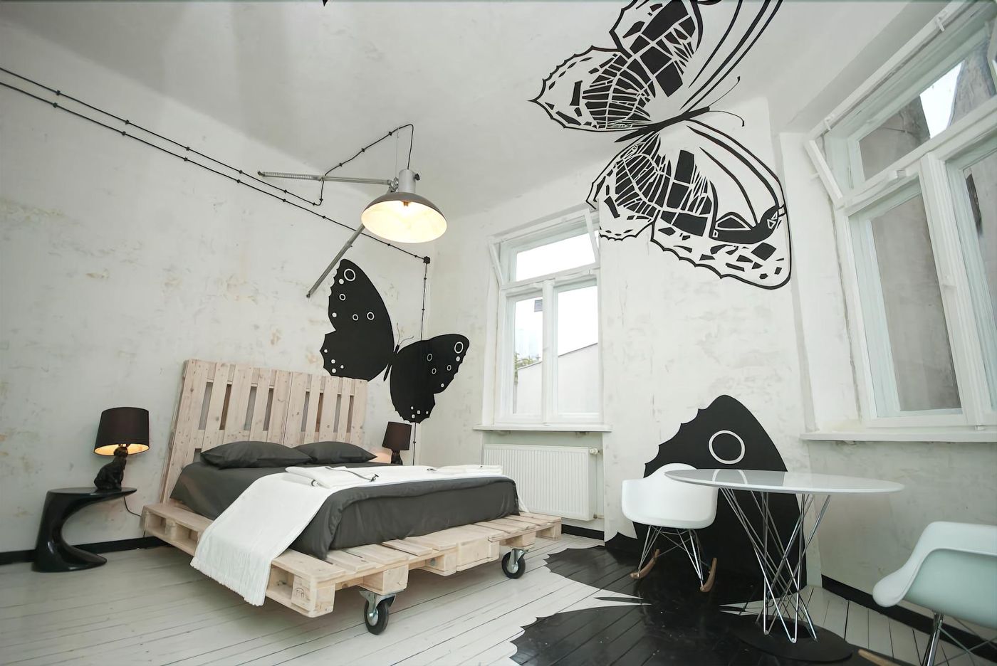 Sen-Pszczoly-Loft-Hotel-Room-13